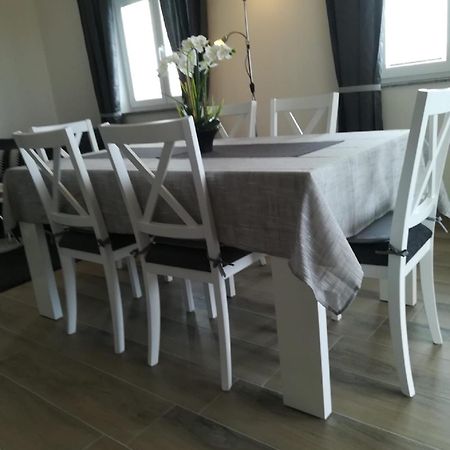 Apartment Villa Bijele Stijene Karlobag Eksteriør bilde